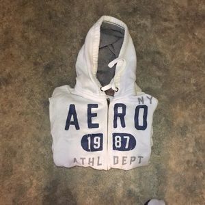 Men’s white Aeropostale zip up jacket. Medium